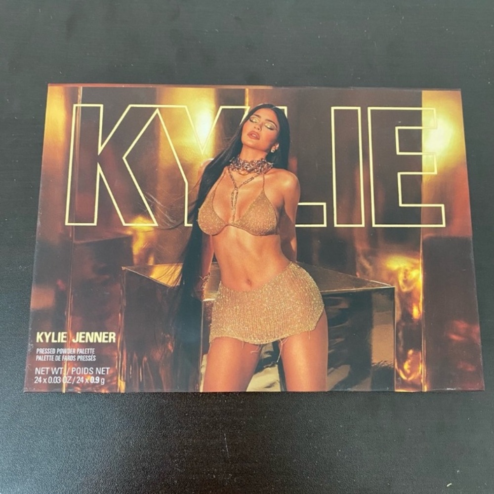 Kylie Cosmetics 24K Eyeshadow Palette - Picture 6 of 7